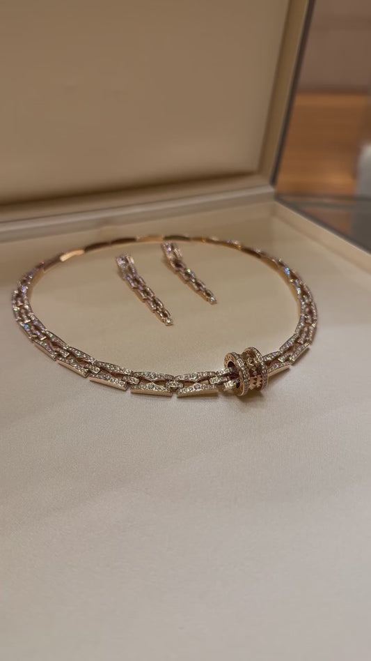Luxury Diamond With Gold Set